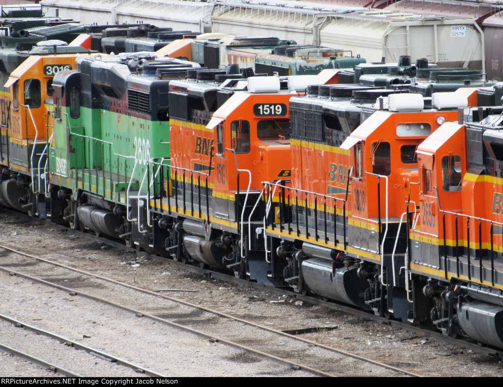 BNSF 2808